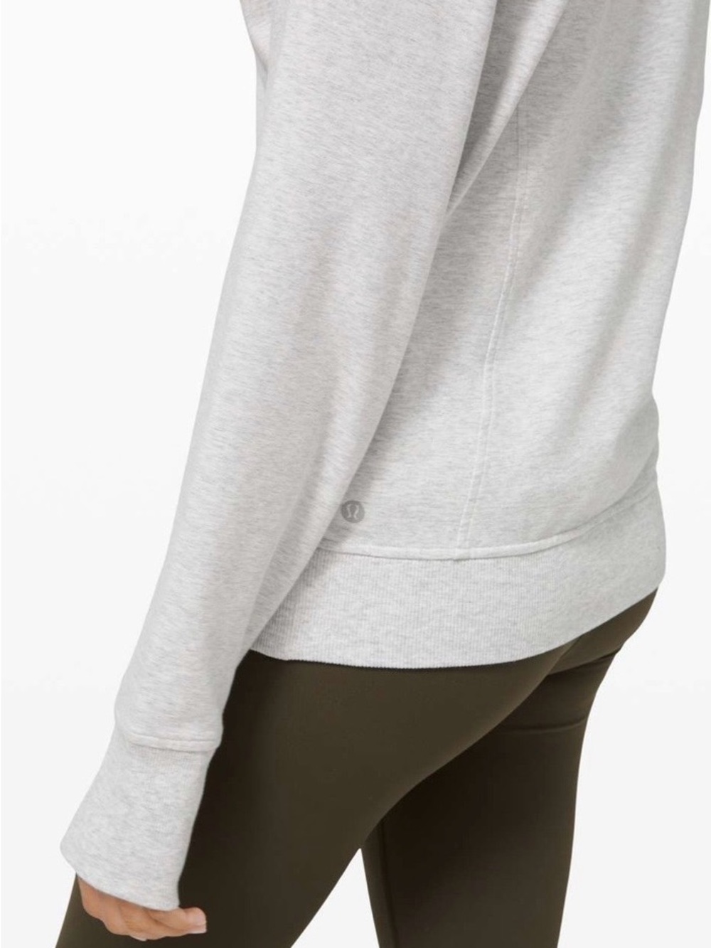 Lululemon Scuba Crew
Heathered Core Ultra Light Grey 4 - Picture 3 of 12